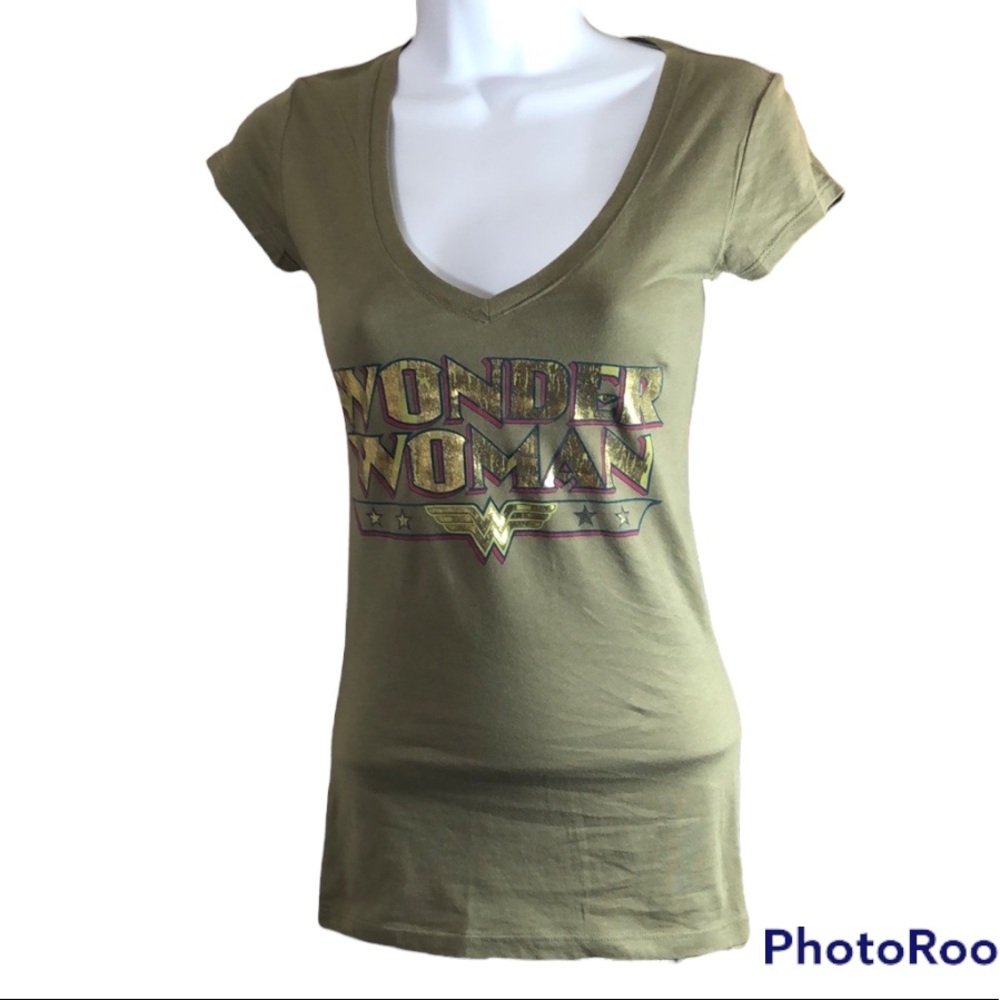 Six Flags DC Comics Wonder Woman Army Green TShirt XS